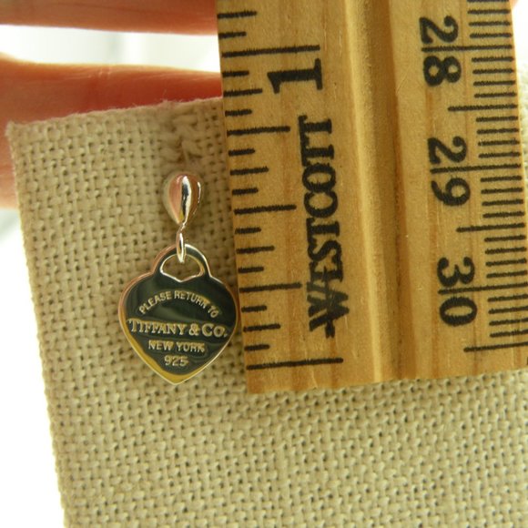 NEW Mini Heart Teardrop Stud Earrings Return to Tiffany & Co Solid 925 Silver - Picture 5 of 15